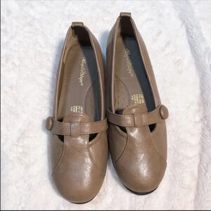 Angel Steps Anti Shock Button Strap Flats Size 7 Wide